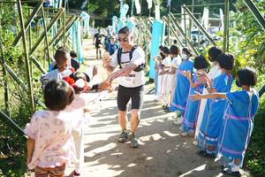 BIB: 1204, 
                            <button type="button" onclick="openModal(19064215)" class="btn btn-primary btn-sm float-right btn-popup" data-toggle="modal" data-target=".modal-high-quality">
                        <i class="fas fa-shopping-cart"></i> Add to Cart
                    </button>
                                            <button type="button" onclick="isThisMe(19064215, true)" class="btn btn-success btn-sm float-right btn-popup btn-isme hidden" data-toggle="tooltip" data-placement="bottom" title="นี่คือรูปของคุณใช่ไหม คลิกที่นี่เพื่อเอาเข้าอัลบั้ม">
                        <i class="fas fa-plus"></i> Add to album
                    </button>
                    <button type="button" onclick="isThisMe(19064215, false)" class="btn btn-warning btn-sm float-right btn-popup btn-isnotme hidden">
                        <i class="fas fa-ban"></i> Remove from album
                    </button>